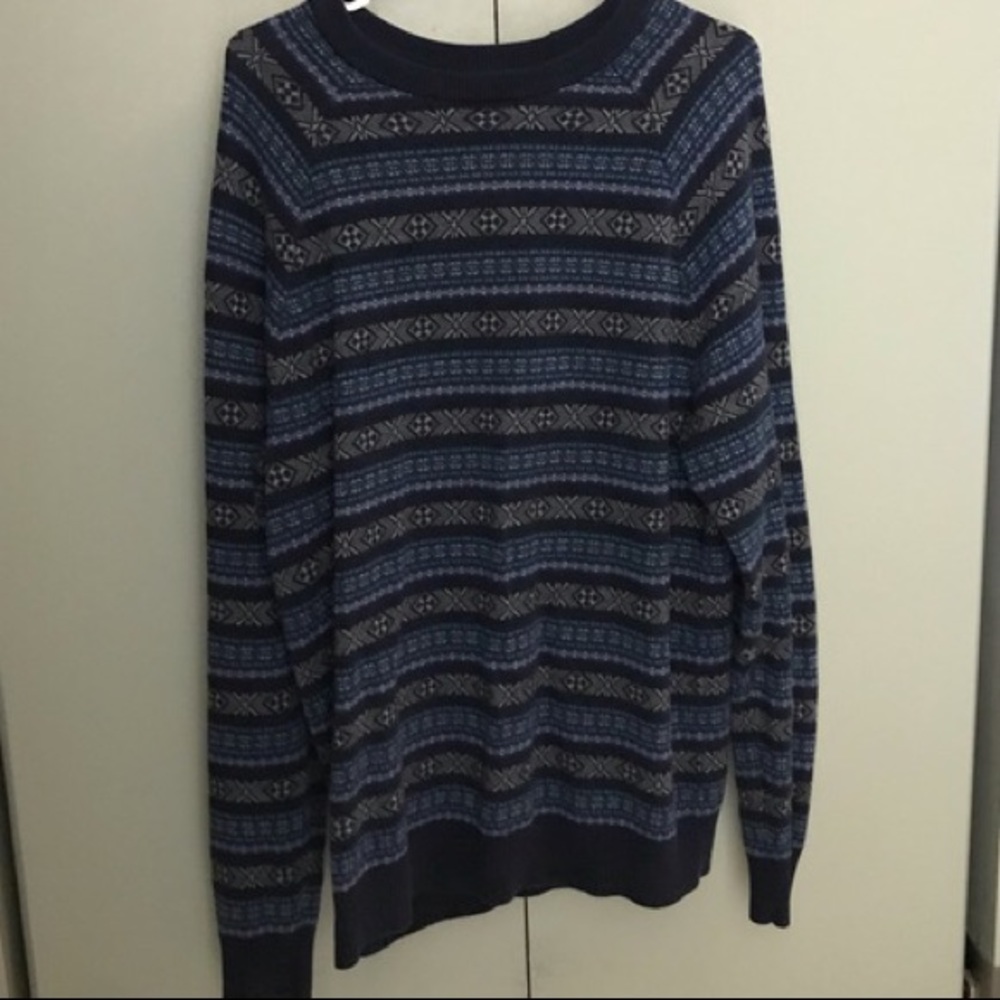 Old Navy men’s ugly Christmas sweater